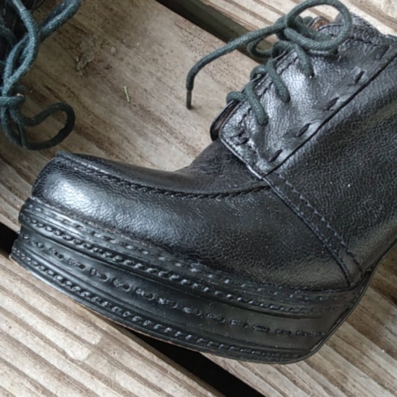 BCBGeneration platform shoes - Picture 2 of 11